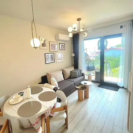 House Flamingo Daire