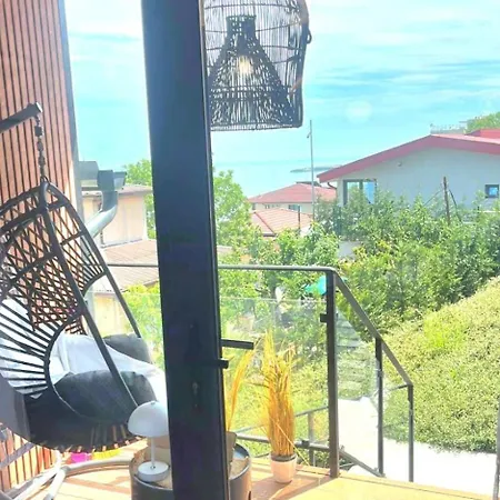 House Flamingo * Varna